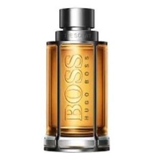Hugo Boss Parfym - The Scent  - En stark och fräsch manlig parfym av Hugo boss. Den mycket stark och långvarig. Flaskan som ny va 100ml men har ungefär 90ml kvar. Nypris runt 950kr