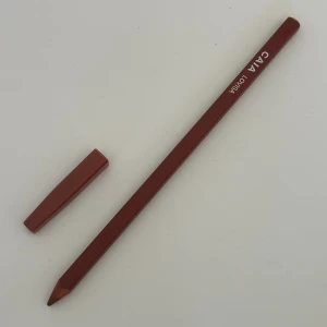 Läppenna (Caia)  - Läppenna i färgen Lovisa. Säljer pågrund av att jag inte gillade färgen. Den är endast testat och den är som ny 