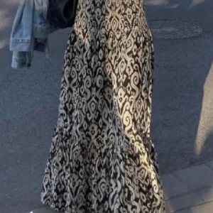 Söker! - Söker denna kjol från zara i xs/s💗