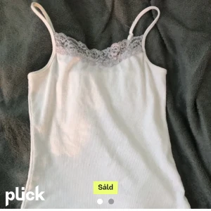 VITT LINNE - vitt linne i fint skick 15kr