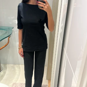  Ralph lauren shirt - Intresse koll!! Lappen sitter kvar  Den är väldigt elegant passar med det mesta!! Passar S