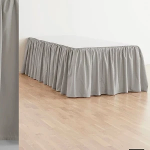 Sängkappa  - Säljer denna pga fel färg. Den är 160x200 grå Helt ny!