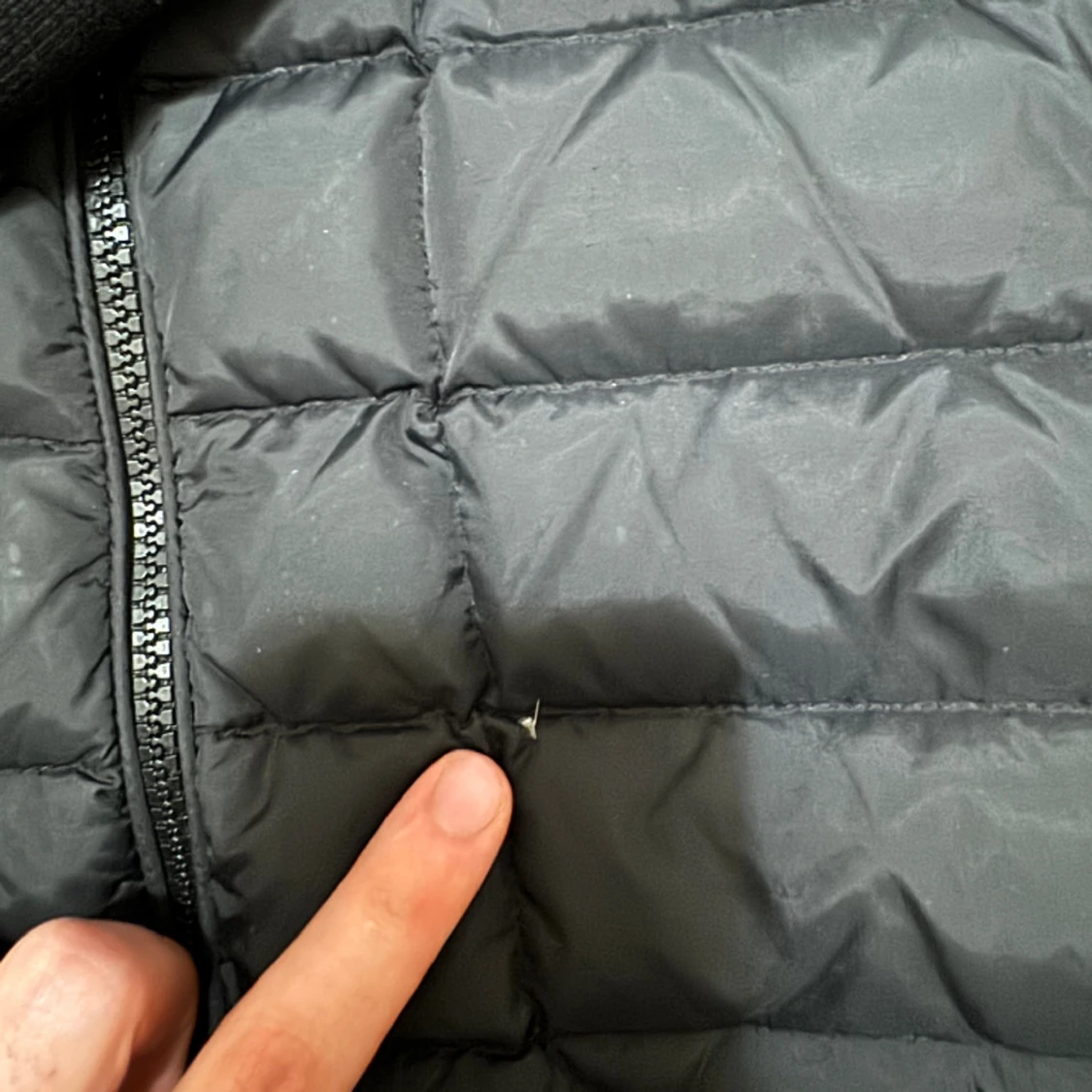 Moncler Cardigan - 90
