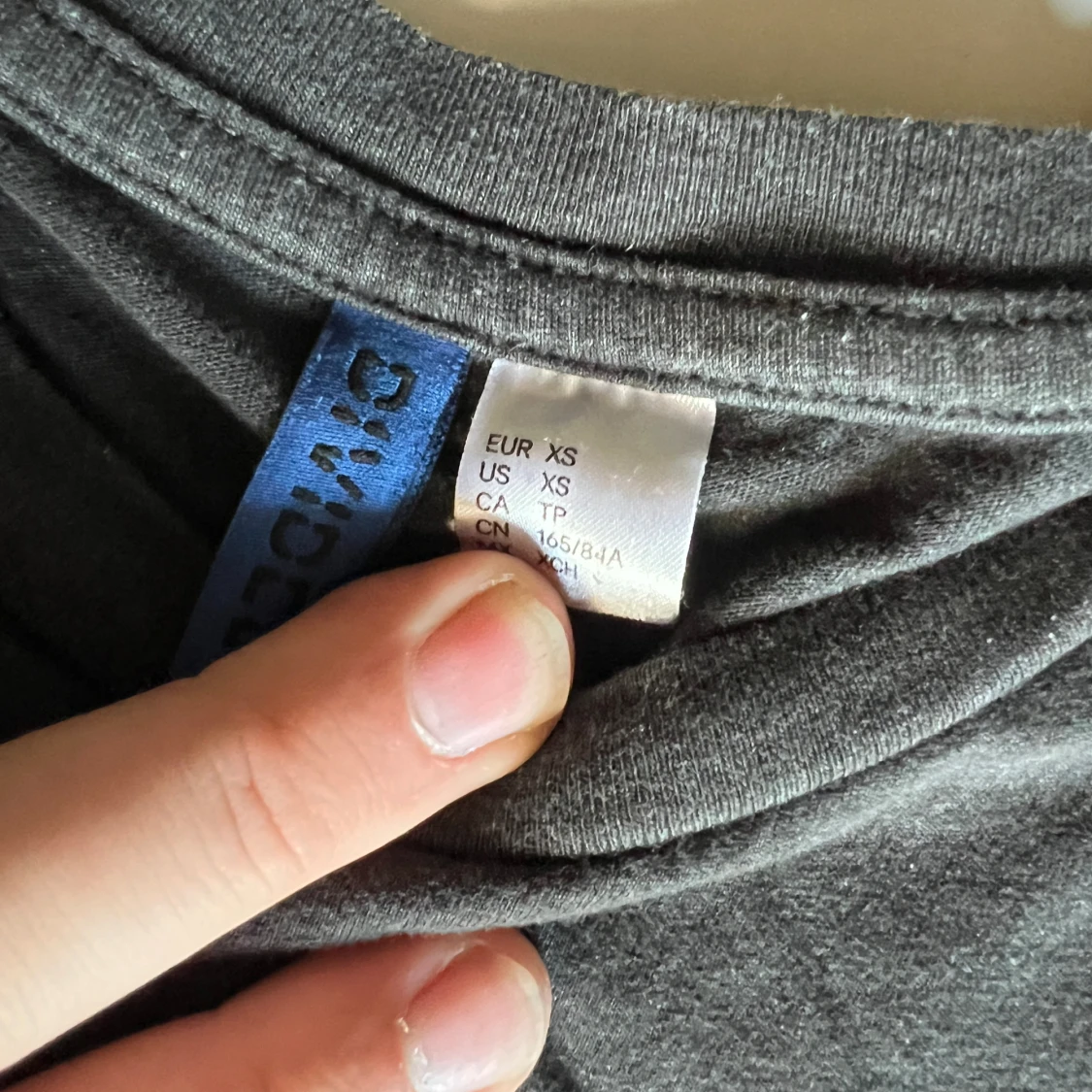 2x svart t-shirt - 90