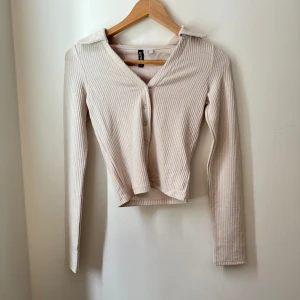 Tröja - Tröja från hm, aldrig använd!🤍