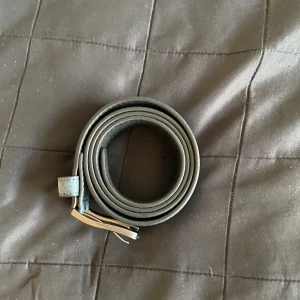 Bälte - Säljer ett helt oanvändt mocka bälte. 