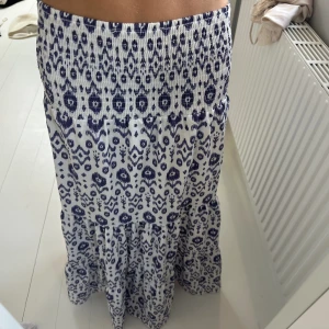 zara kjol - populär långkjol ifrån zara