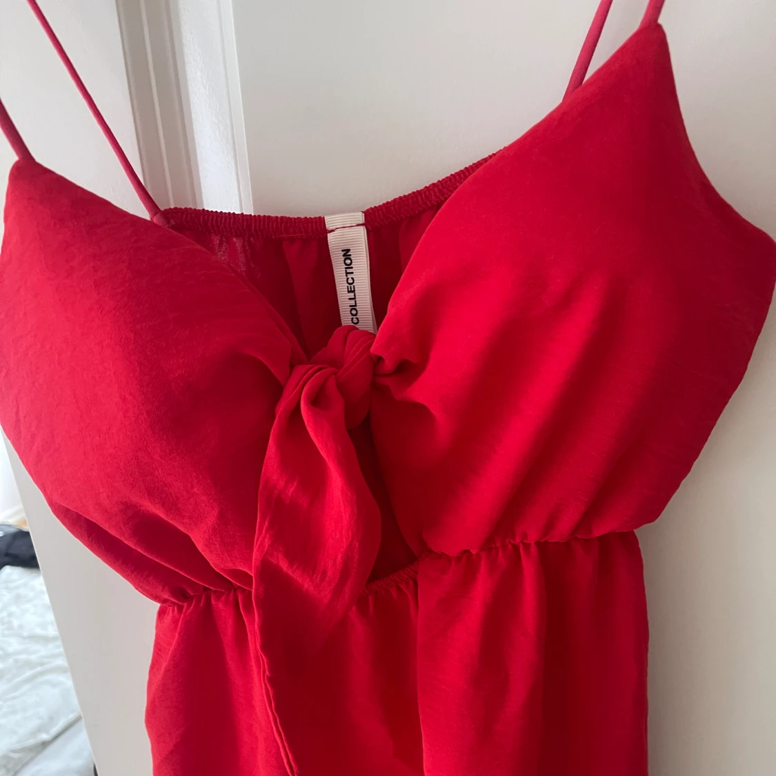 Gulligt rött linne  - 90