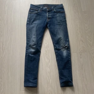 Nudie jeans  - Skick 10/10 Strl 34/32 (uppsydda) Grim Tim