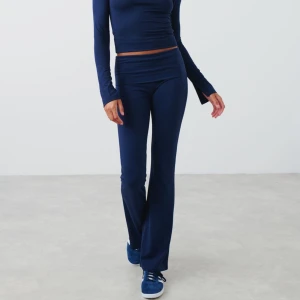 yoga pants !! - säljer dessa så fina yoga pants ifrån Gina !! passar perfekt på mig som är 1.63 💕