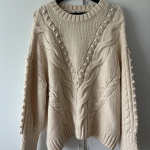 Stickad tröja - Helt ny utan prislapp