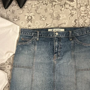 Jeanskjol - Jeanskjol från gap, i nyskick🌷passar M-L