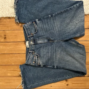 Zara jeans - Super snygga blåa zara jeans