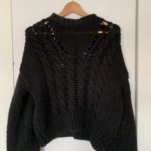 NA-KD - Stickad tröja  S/M