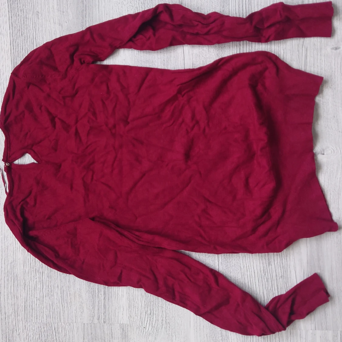 Stickad röd tröja  - 90