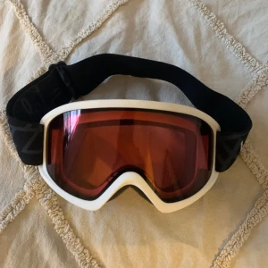 Bollé ski goggles - Bollé ski goggles, worn a few times, no visible flaws. ❄️ 