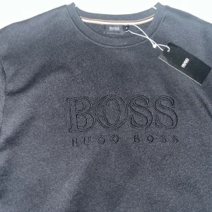 Helt ny Hugo boss  - Pris kan diskuteras 