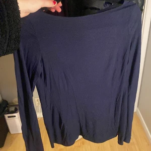 Långärmad topp - Genomskinligt material. Från intimissimi 