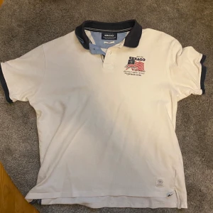 Sebago pike - Fet vit piké. Priset är inte fast, kom privat om du har frågor!!