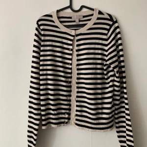 Randig kofta - Aldrig använd 