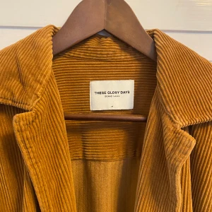 Manchester overshirt M - Bra skick