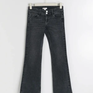 Gina Young jeans❤️ - Säljer Gina Young jeans❤️ köpte för 350kr❤️