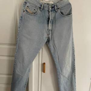 Diesel jeans, storlek: 32, inga fläckar eller annat, bara höra av sig vid frågor och funderingar