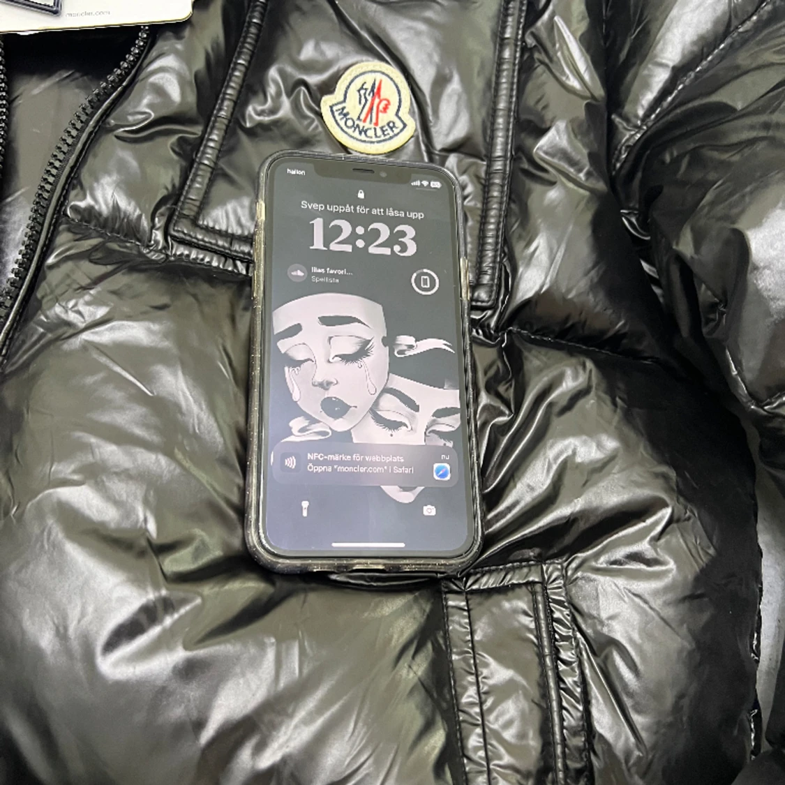 Moncler jacka  - 90