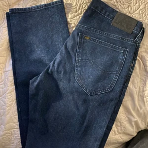Lee jeans  - Lee jeans 10/10 aldrig använda   
