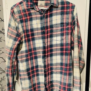 Skjorta  - Fint skjorta och har användat mycket 