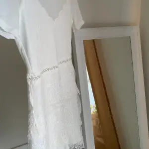 Spets klänning 🤍