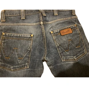 Wrangler low Waist jeans  - Helt nya med prislapp på💓