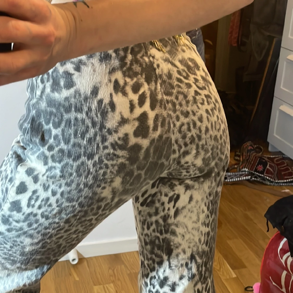 Leopardbyxor - 90