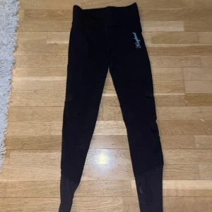 Kingsland ridtights - I väldigt bra skick Helskodda Mobilficka finns 