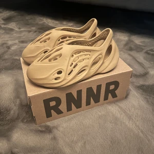 FOAM RNNR  - Mycket bra skick 