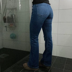 Bootcut jeans - Jeans från Lindex i storlek 40. 💗