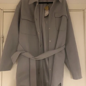 Kappa - Grå kappa från vero moda, helt ny aldrig använt eftersom modellen inte passade mig. 