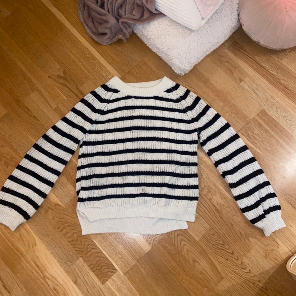 Randig stickad tröja från Lindex