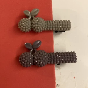 Diamant klipps - Dem här klippern är jätte bra när man inte vill ha håret i ansiktet och te.x göra skincare eller sminka!❤️😜🤟🏼⭐️