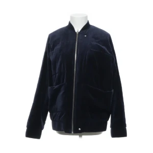 Carin Wester jacka - Jacka från Carin Wester i väldigt bra skick utan några defekter. Oversized och varm! 😍