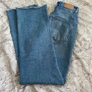 Jeans - Snygga jeans som inte kommer till användning⭐️säljer samma i svart 🖤