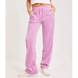 Juicy byxor - Fint skick, knappt använda. Beställda från Juicys sida. Skriv för egna bilder 💗