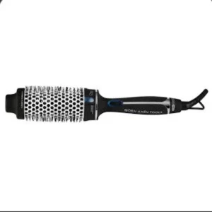 Björn Axen värmeborste - Säljer min värmeborste från björn axen då den inte används! Jätte bra skick och funkar som den ska💕💕