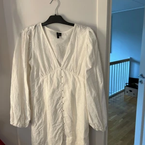 Sommar kkänning - En super fin klänning har aldrig använt den för jag köpte fel stolek 