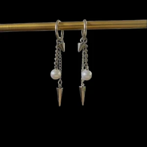 Örhängen  - Säg till om man bara vill köpa ett örhänge🥰 