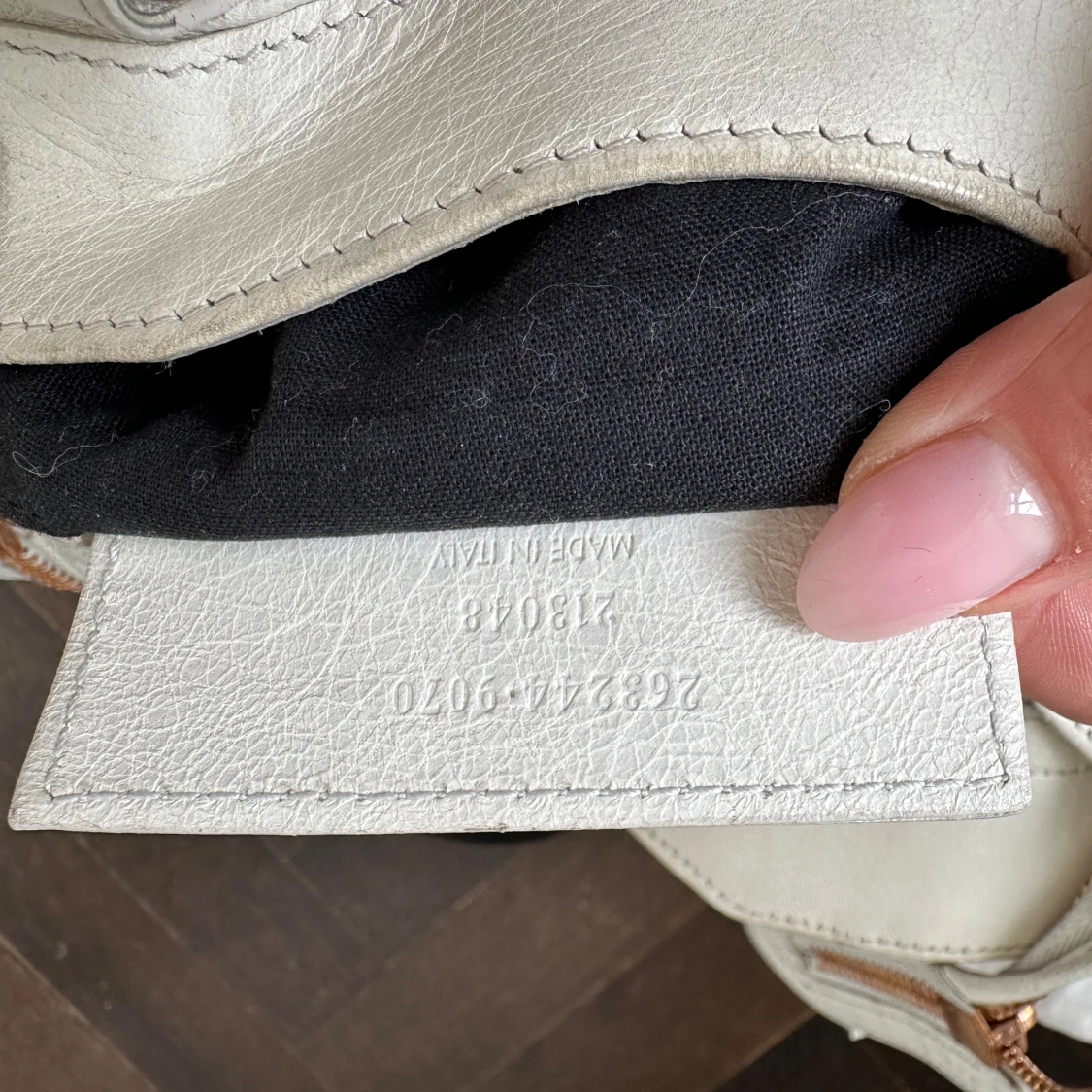Balenciaga Velo Tote  - 92