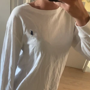 Polo raph lauren tröja  - Helt ny polo raph lauren tröja, aldrig använd o så fin Nytt pris - 999 