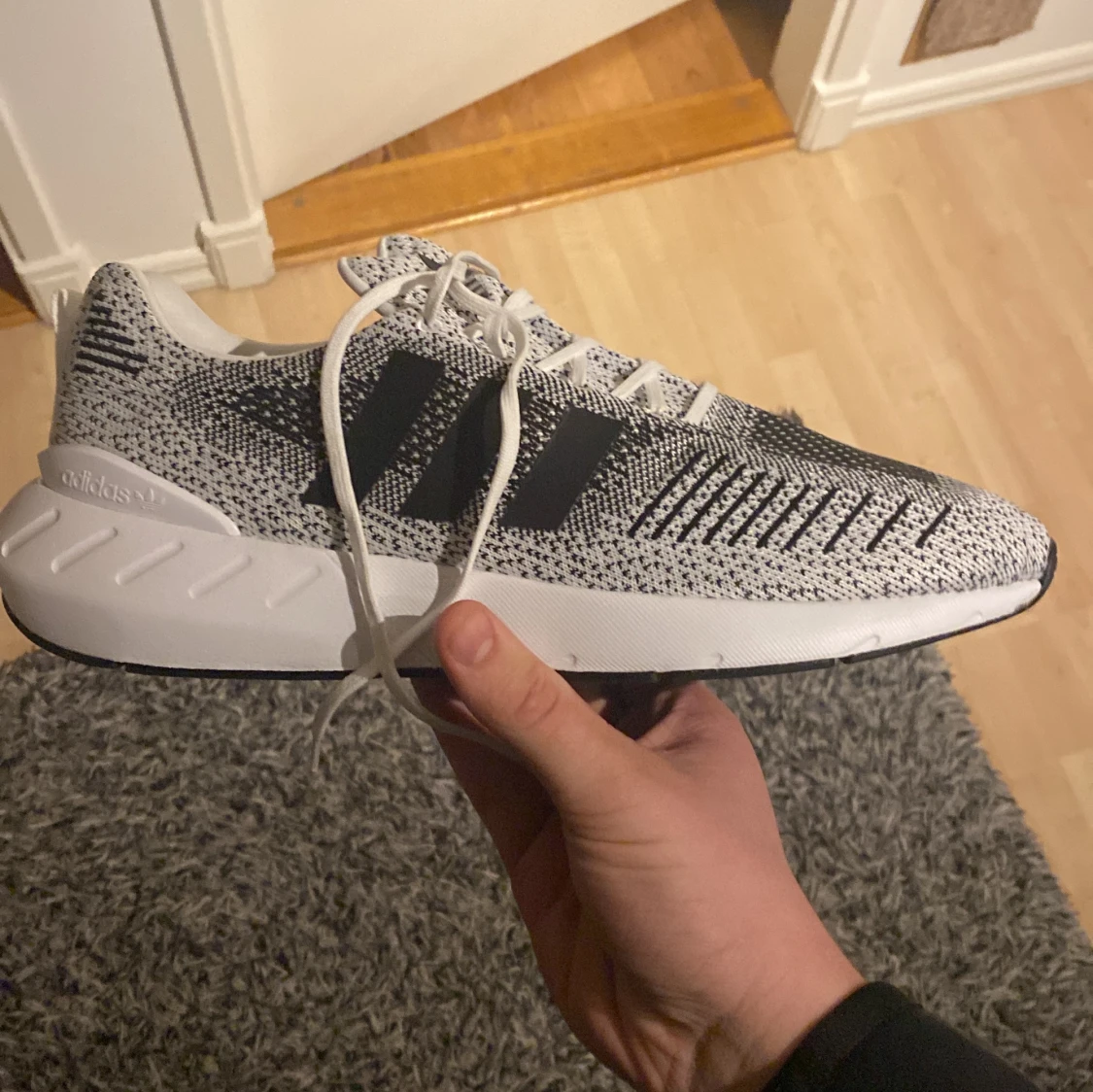 Helt nya adidas Swift run 22 - 92