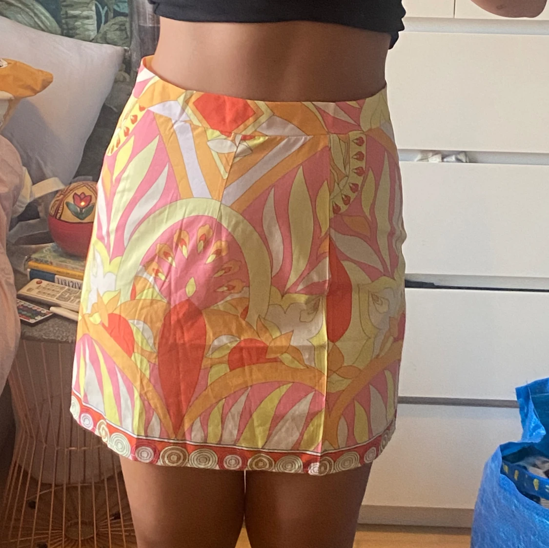 Kort kjol med mönster 