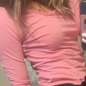 Rosa tröja - Rosa tröja från lager 157💕, aldrig använd utan endast testad!